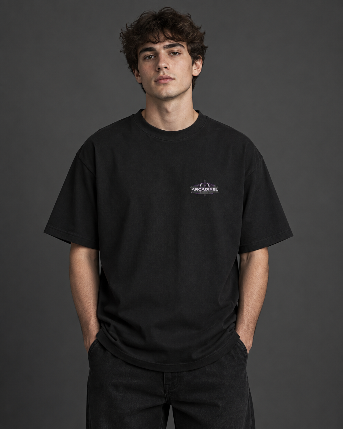ARCADIXEL NO SIGNAL_01 Heavy Oversize Tee – Frontansicht im Studio
